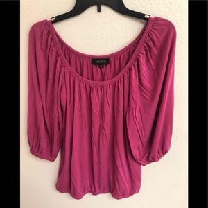 Fuchsia Karen Kane blouse size Medium 1/4 sleeved
